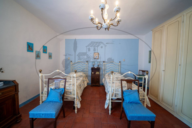 Casa colonica in vendita a Figline e Incisa Valdarno