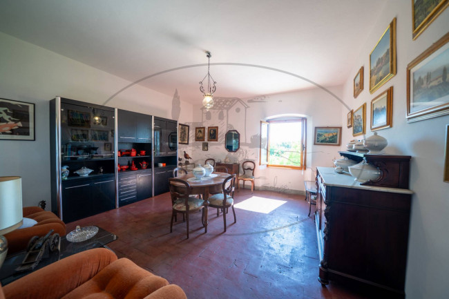 Casa colonica in vendita a Figline e Incisa Valdarno