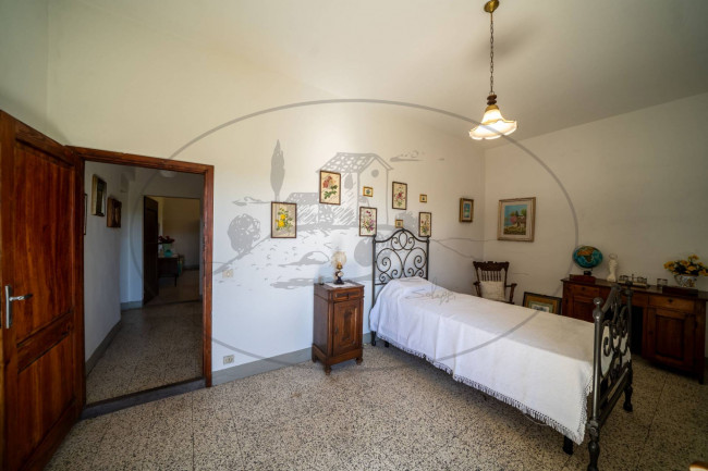 Casa colonica in vendita a Figline e Incisa Valdarno