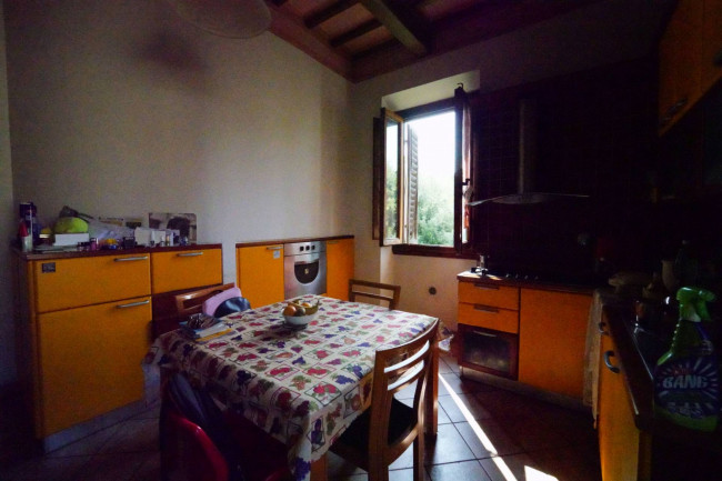 Casa semi indipendente in vendita a Reggello