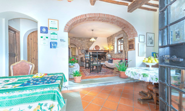 Casa colonica in vendita a Rignano sull'Arno