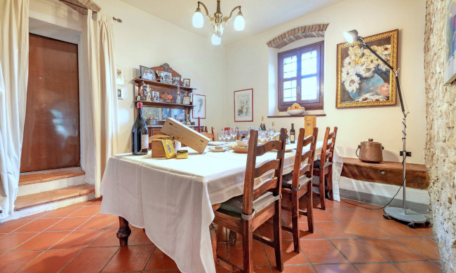Casa colonica in vendita a Rignano sull'Arno