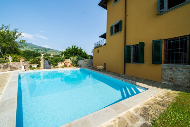 Villa in vendita a Castelfranco Piandiscò