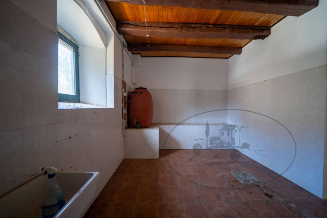 Stabile/Palazzo in vendita a Castelfranco Piandiscò