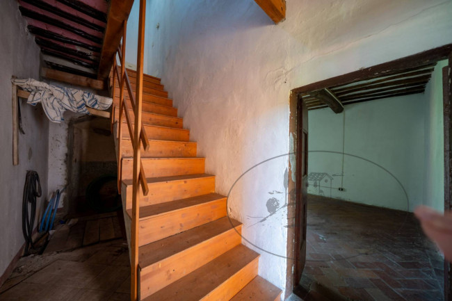 Stabile/Palazzo in vendita a Castelfranco Piandiscò