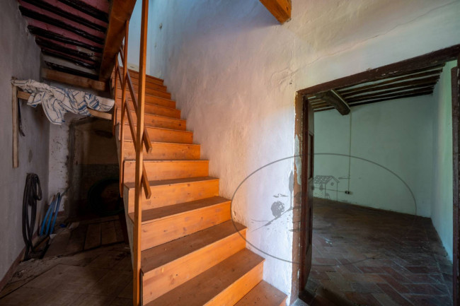 Stabile/Palazzo in vendita a Castelfranco Piandiscò