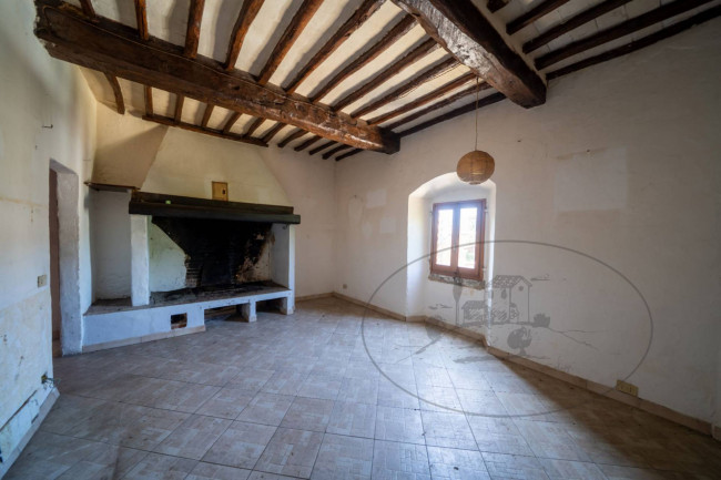 Stabile/Palazzo in vendita a Castelfranco Piandiscò