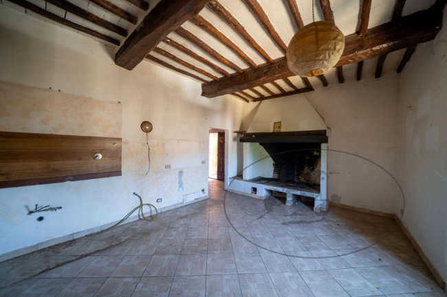 Stabile/Palazzo in vendita a Castelfranco Piandiscò