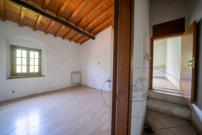 Stabile/Palazzo in vendita a Castelfranco Piandiscò