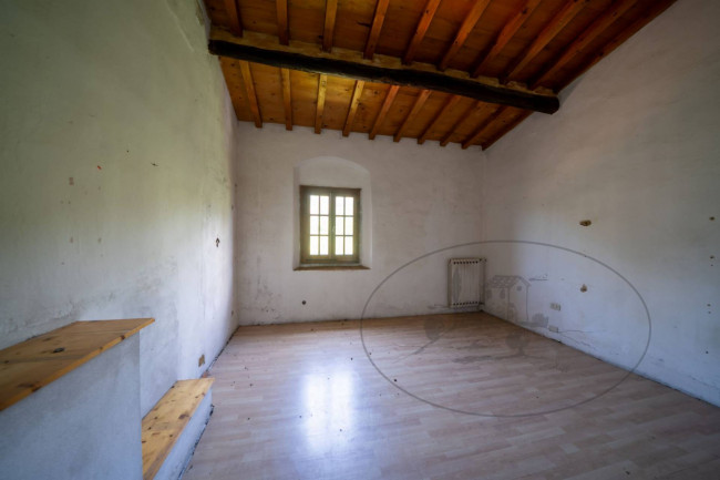 Stabile/Palazzo in vendita a Castelfranco Piandiscò