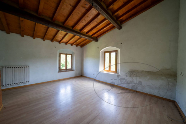 Stabile/Palazzo in vendita a Castelfranco Piandiscò