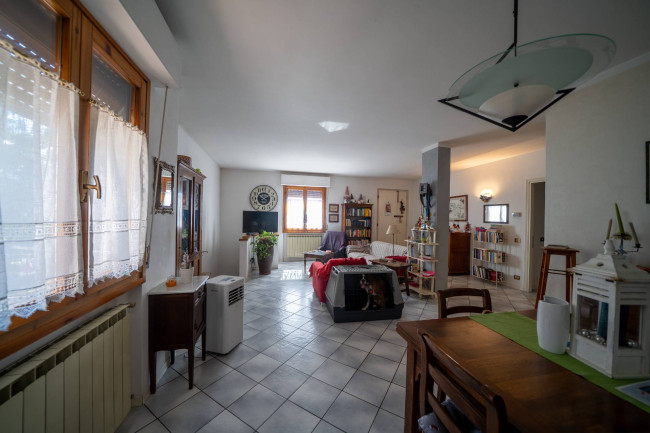 Casa semi indipendente in vendita a Figline e Incisa Valdarno
