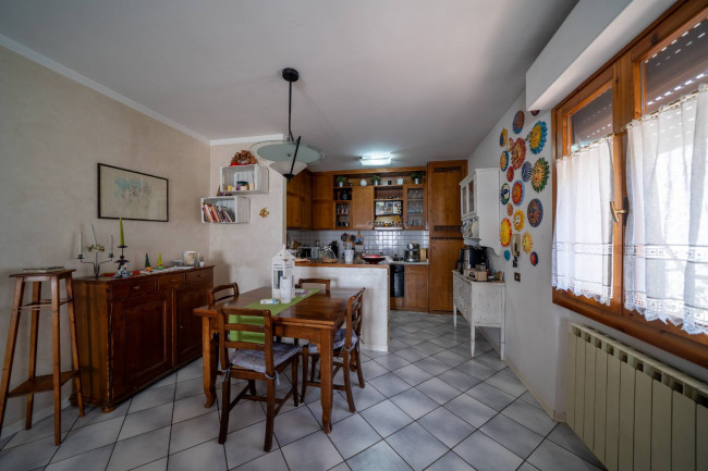 Casa semi indipendente in vendita a Figline e Incisa Valdarno