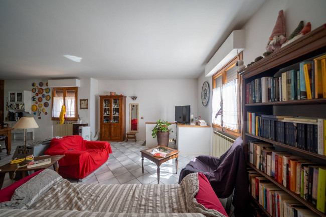Casa semi indipendente in vendita a Figline e Incisa Valdarno