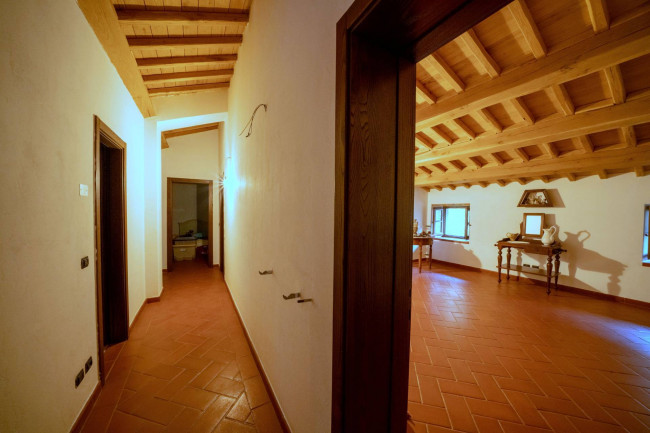 Villa in vendita a Reggello