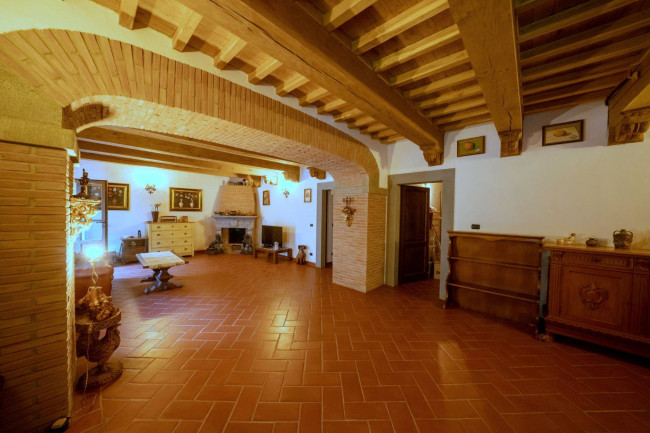 Villa in vendita a Reggello