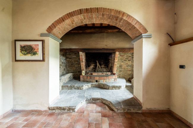 Casa colonica in vendita a Reggello