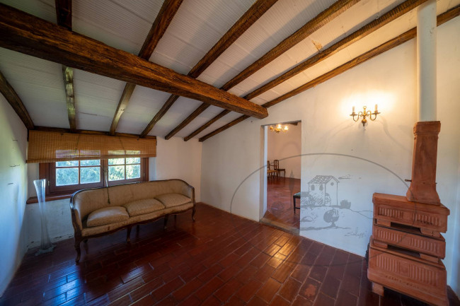 Casa colonica in vendita a Reggello