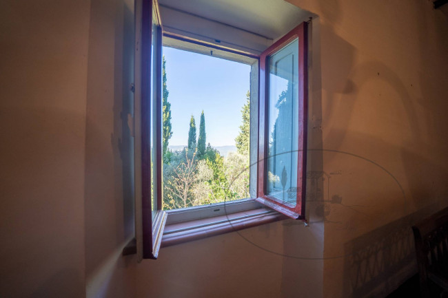 Casa colonica in vendita a Reggello