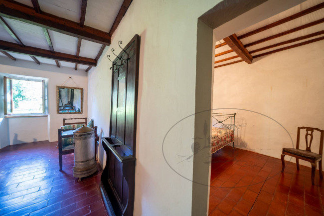 Casa colonica in vendita a Reggello