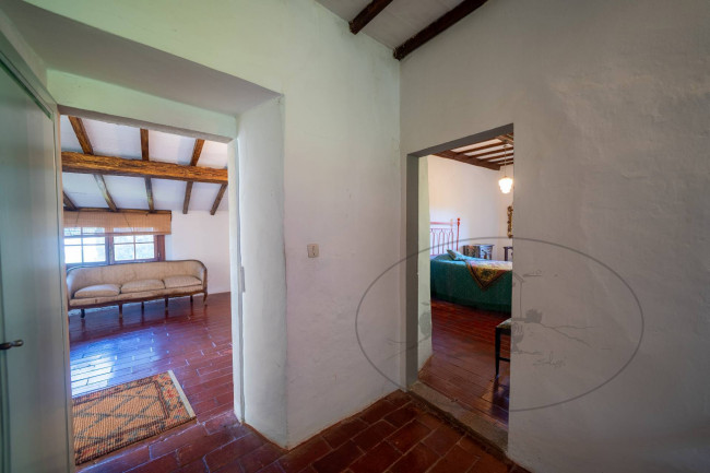Casa colonica in vendita a Reggello