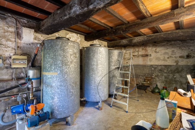 Casa colonica in vendita a Reggello