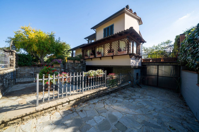 Villa in vendita a Figline e Incisa Valdarno