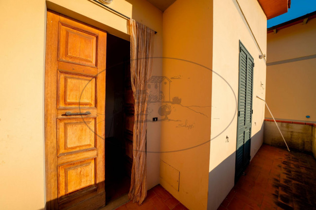 Appartamento in vendita a Reggello