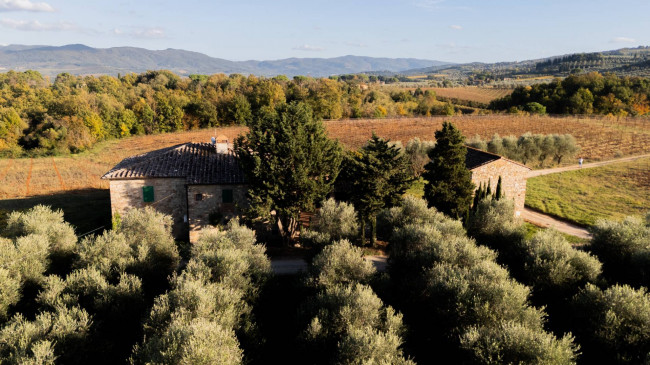 Casa colonica in vendita a San Casciano in Val di Pesa