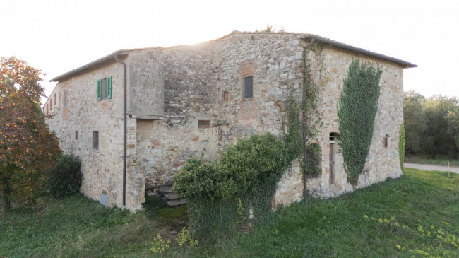 Casa colonica in vendita a San Casciano in Val di Pesa