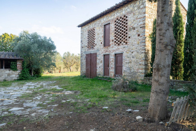 Casa colonica in vendita a San Casciano in Val di Pesa