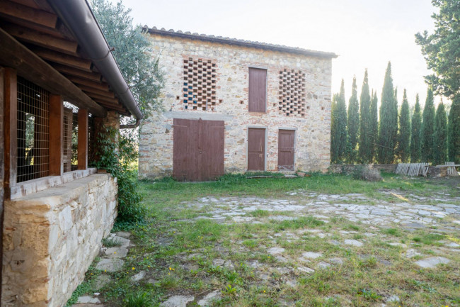 Casa colonica in vendita a San Casciano in Val di Pesa