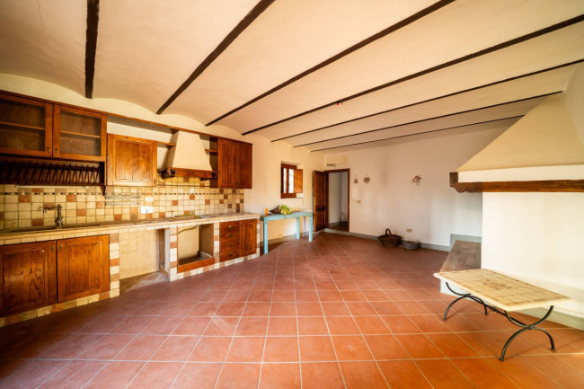 Casa colonica in vendita a San Casciano in Val di Pesa