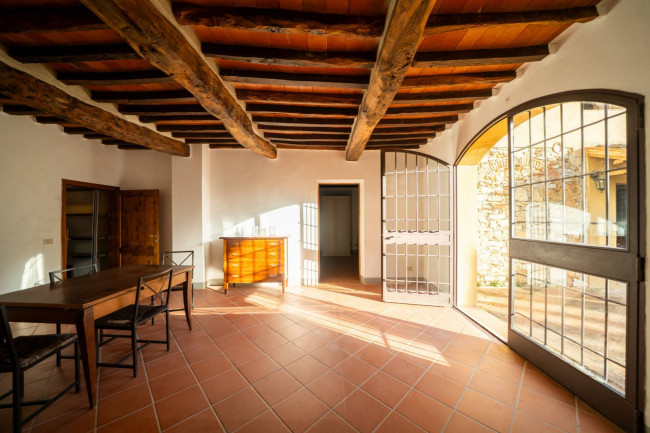 Casa colonica in vendita a San Casciano in Val di Pesa