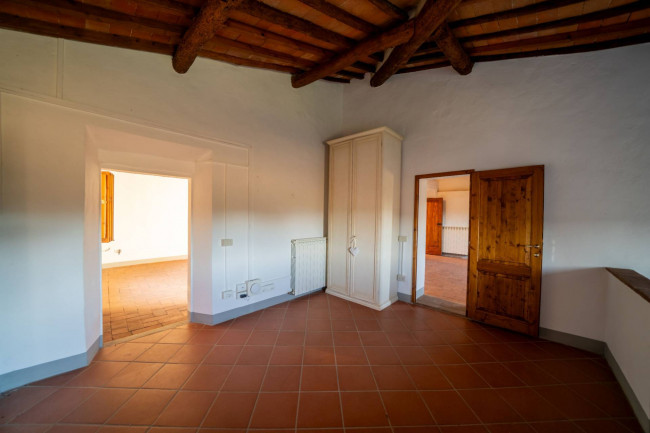 Casa colonica in vendita a San Casciano in Val di Pesa