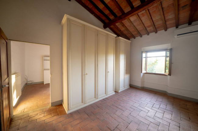 Casa colonica in vendita a San Casciano in Val di Pesa