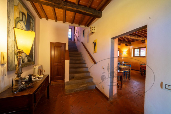 Casa colonica in vendita a Castelfranco Piandiscò