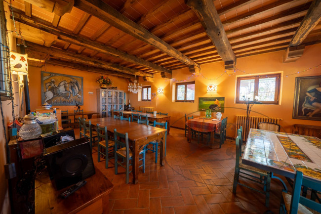 Casa colonica in vendita a Castelfranco Piandiscò