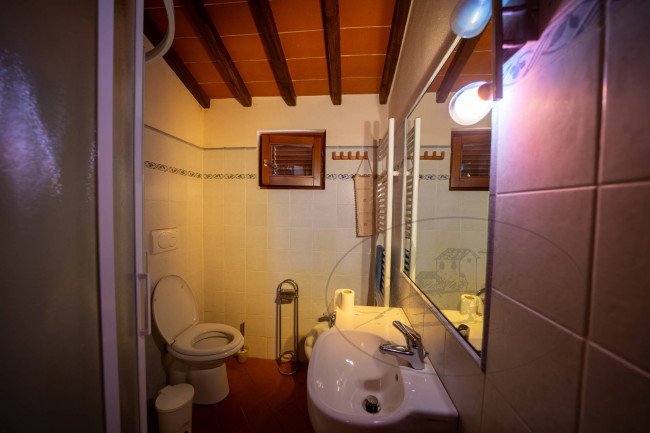 Casa colonica in vendita a Castelfranco Piandiscò