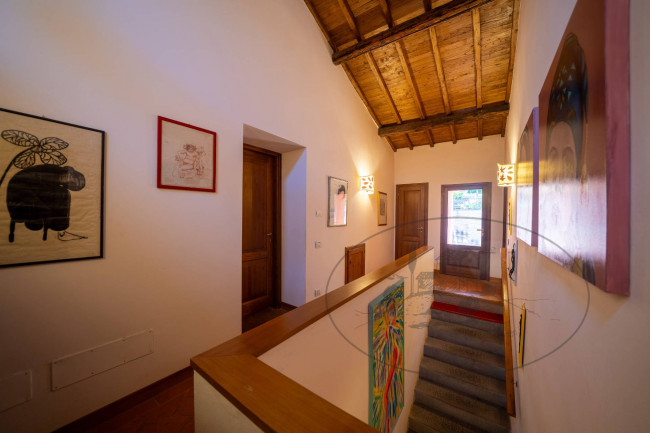 Casa colonica in vendita a Castelfranco Piandiscò