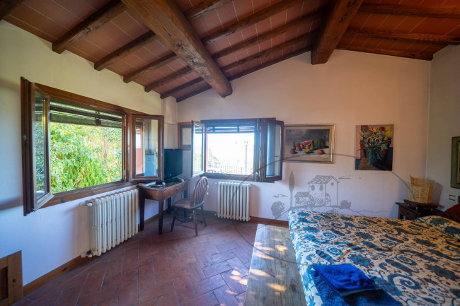 Casa colonica in vendita a Castelfranco Piandiscò