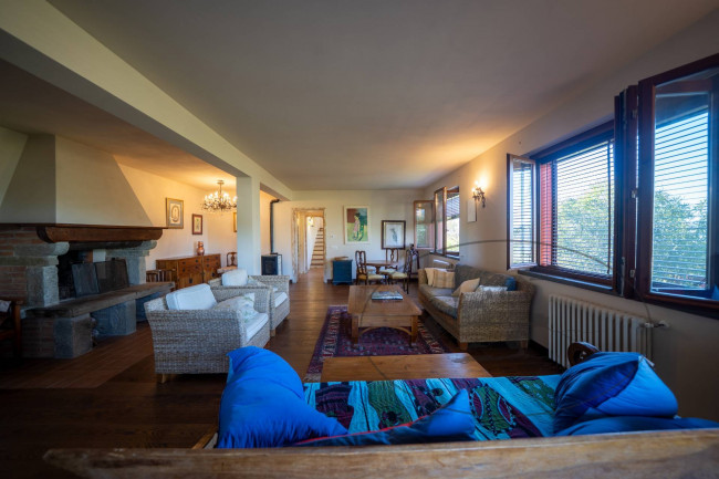 Casa colonica in vendita a Castelfranco Piandiscò