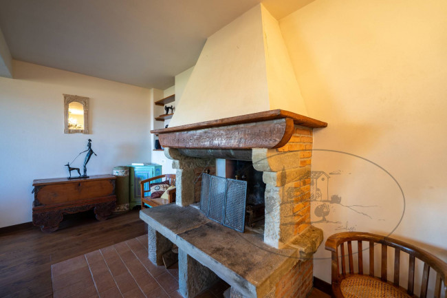 Casa colonica in vendita a Castelfranco Piandiscò