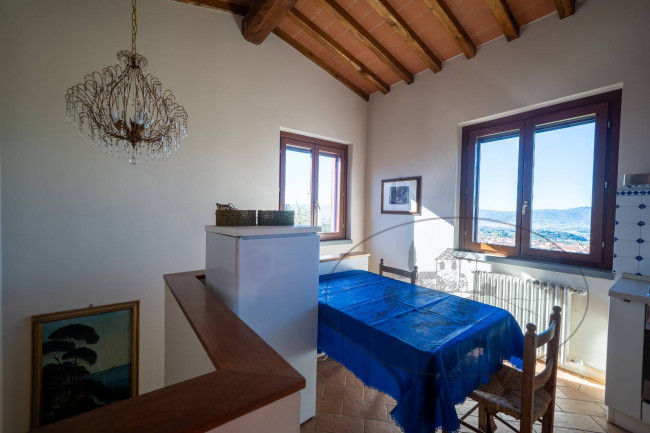 Casa colonica in vendita a Castelfranco Piandiscò