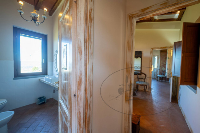 Casa colonica in vendita a Castelfranco Piandiscò