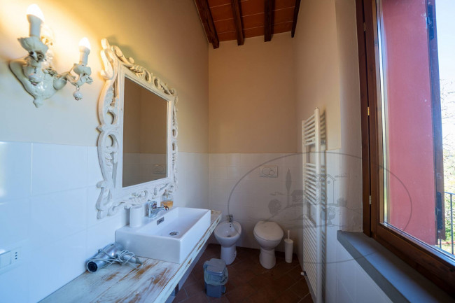 Casa colonica in vendita a Castelfranco Piandiscò