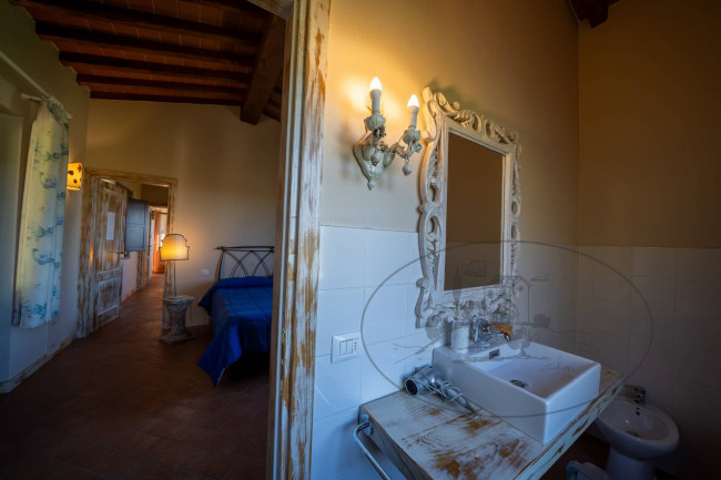 Casa colonica in vendita a Castelfranco Piandiscò