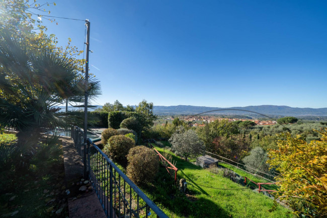 Casa colonica in vendita a Castelfranco Piandiscò