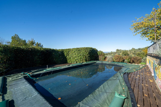 Casa colonica in vendita a Castelfranco Piandiscò