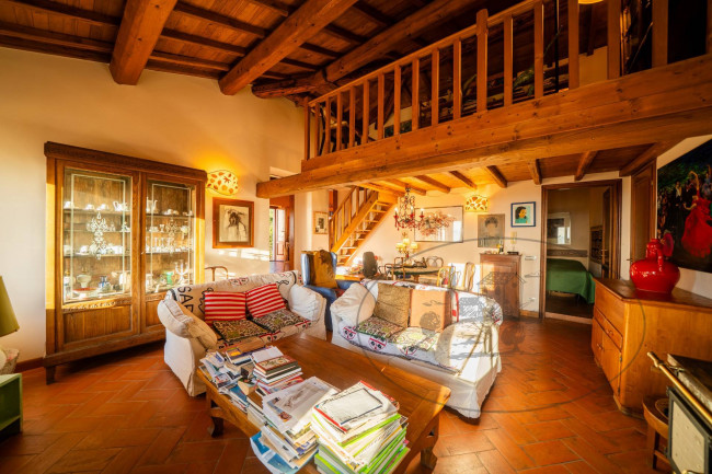 Casa colonica in vendita a Castelfranco Piandiscò